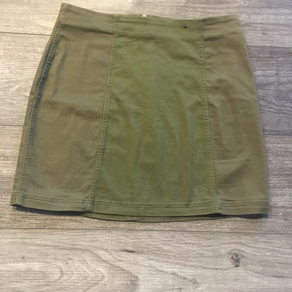 Sky and Sparrow Skirt (Tilly's) - Picture 2 of 2